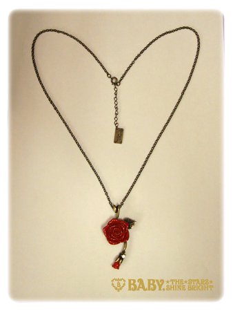 Vampire Rose Necklace - Alice and the Pirates