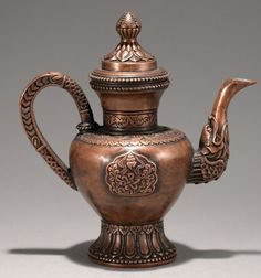 A TIBETAN BRONZE TEAPOT - Jun 29, 2014 | ABAO ART AUCTION INC. in NY | Tea pots, Teapots unique, Antique teapot