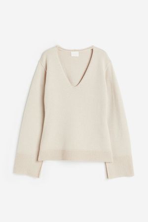 V-neck Sweater - Light beige - Ladies | H&M US