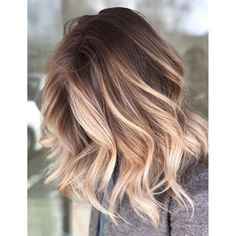 summer sun-kissed hairstyle, shoulder length hair parted in the middle, with loose wave… | Short hair balayage, Brown hair with blonde highlights, Thick hair styles