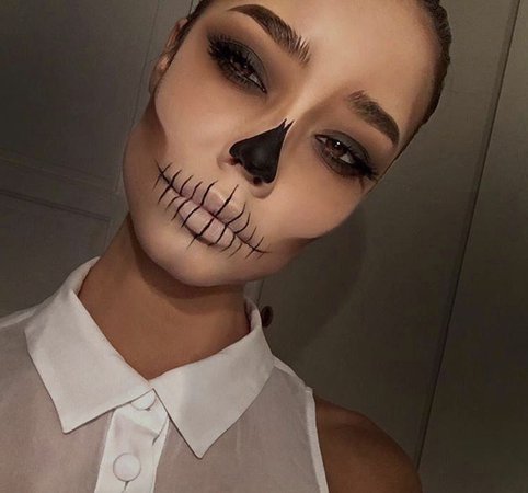 30+ Hauntedly Pretty Halloween Makeup Looks That Will Level Up Your Costume | Ecemella Skull Halloween Makeup Idea - Google Search