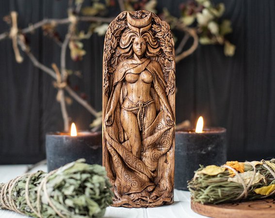 Moon goddess Aradia lunar goddess celtic pagan wiccan | Etsy