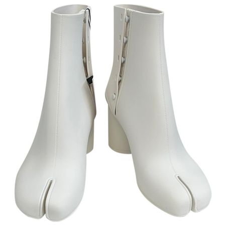 white tabi boots