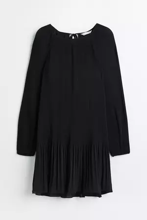 Pleated Chiffon Dress - Black - Ladies | H&M CA
