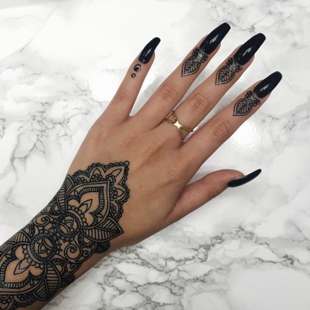 henna-designs-in-black-girls-1.jpg (500×500)