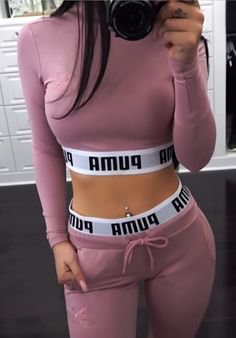 Pinterest - Carli Bybel PUMA outfit #body goals | Puma