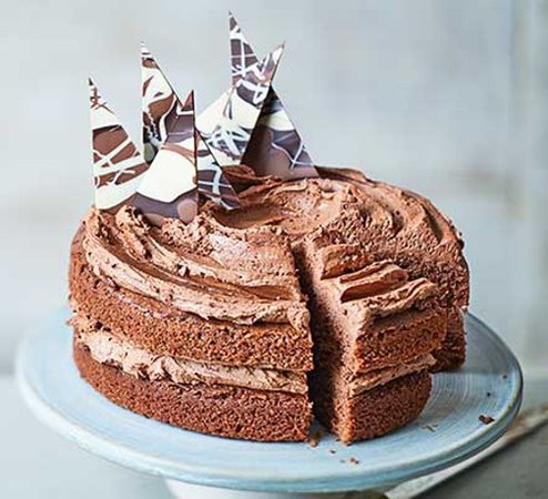 Hazelnut & Baileys meringue cake recipe - BBC Good Food