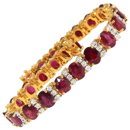 21.86 Carat Natural Fine Vivid Red Ruby Diamonds Tennis Bracelet Classic For Sale at 1stDibs
