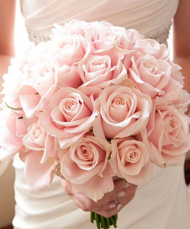 light pink rose wedding bouquet