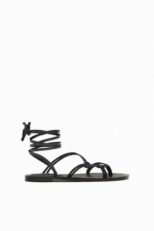 LOW-HEELED STRAPPY LEATHER SANDALS - Black | ZARA United States