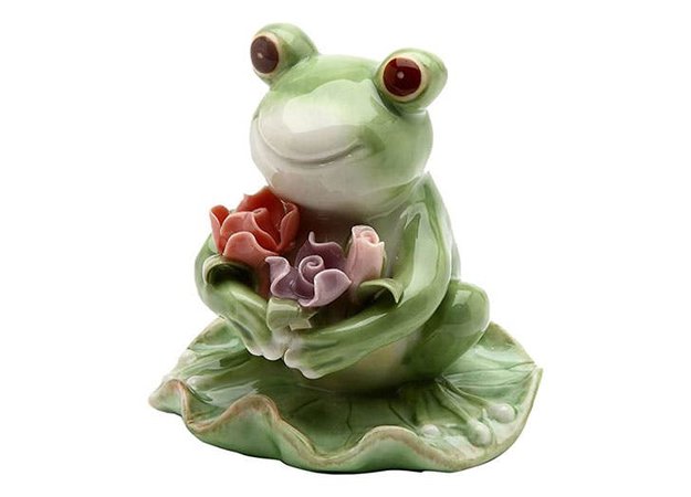 froggy with flowers