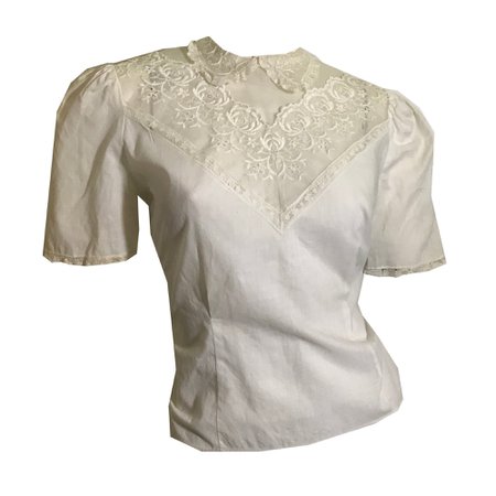 Sweet White Cotton Lace Collar Blouse with Button Back circa 1950s – Dorothea's Closet Vintage
