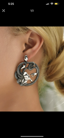 Medusa earring