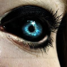 vampire eyes-demon eyes