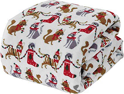 NobleHouse Velvet Touch Holiday Throw Fleece Blanket (50" x 60") - Christmas Cats: Home & Kitchen