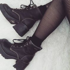 boots aesthetic