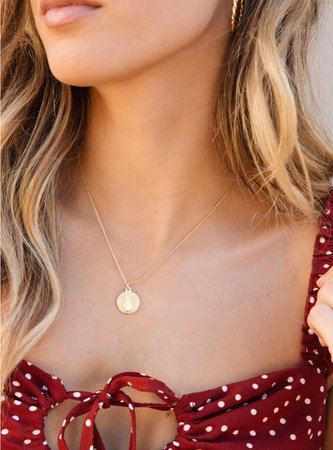 Jolie & Deen Mary Coin Necklace Gold