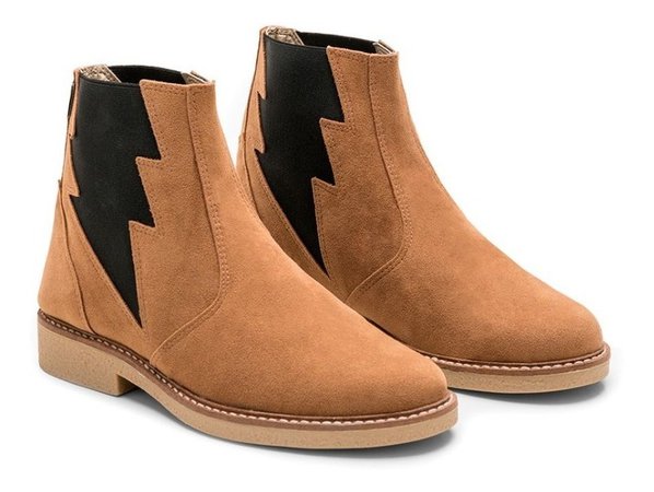 Camel chelsea boots