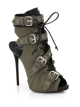 giuseppe-zanotti--military-canvas-buckle-ankle-boots-product-1-16354065-0-579987768-normal.jpeg (2000×2667)