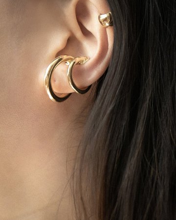 SATURN Ear Cuff in Gold - No Piercings Required – THE HEXAD
