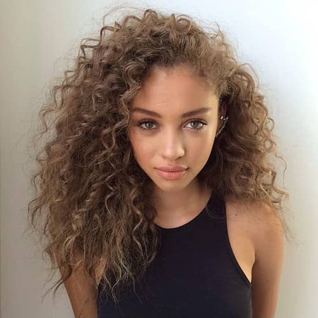 49-awesome-curly-haircuts-idea-thecuddl.jpg (500×500)