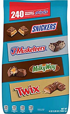 Amazon.com : SNICKERS, TWIX, 3 MUSKETEERS & MILKY WAY Minis Size Christmas Candy Variety Mix, 240 Pieces, Package may vary : Grocery & Gourmet Food