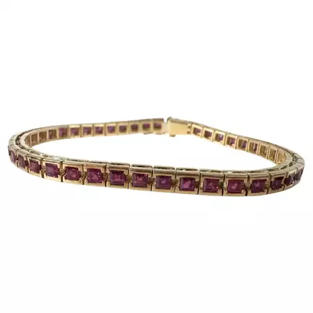 Ruby Tennis bracelet 18KT yellow gold Natural ruby bracelet For Sale at 1stDibs
