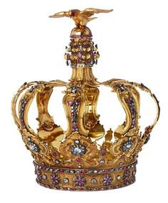 gold portuguese crown