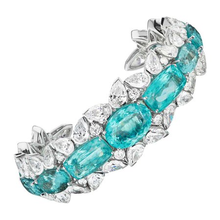 Beautiful Paraiba and Diamond Bracelet by Takat For Sale at 1stDibs