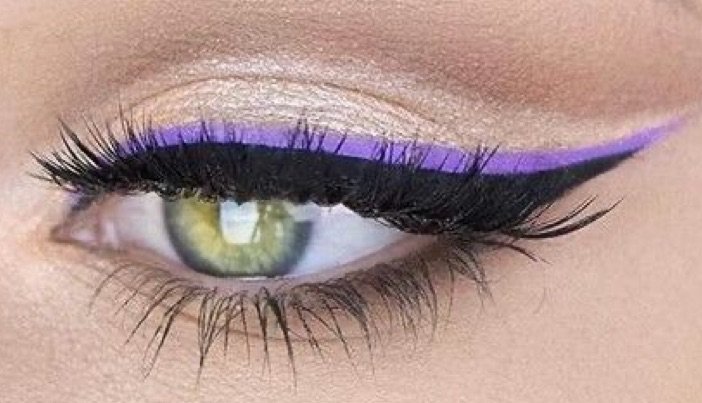 purple eyeliner