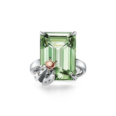 Return to Tiffany® Love Bugs green quartz ladybug ring in silver and rose gold. | Tiffany & Co.