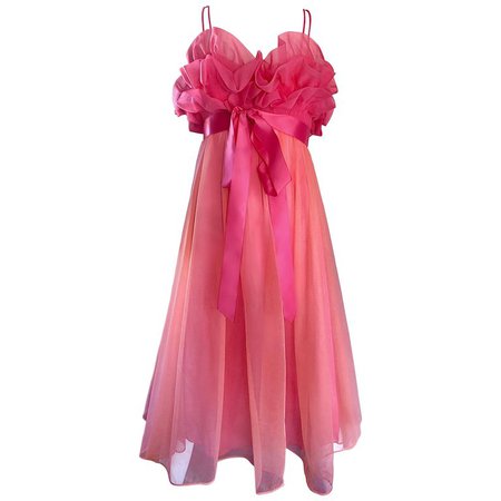 1960s Vanity Fair Negligee Peignoir Ruffled Nightgown Dress