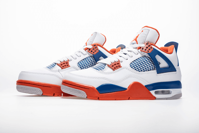 knicks colored shoes