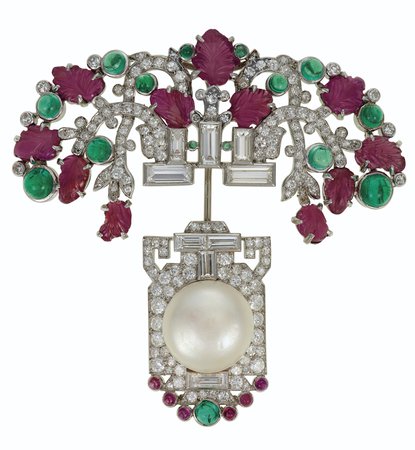 ART DECO RUBY, EMERALD, DIAMOND AND NATURAL PEARL JABOT-BROOCH, CARTIER