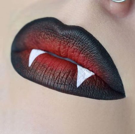 21 Insanely Intricate Lip Art Looks for Halloween Beauty | Halloween eye makeup, Halloween beauty, Halloween makeup inspiration