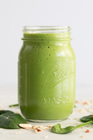 Green Smoothie - Simple Vegan Blog