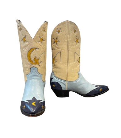 Moon and Stars Cowboy Boots //  MusicCityVintageShop
