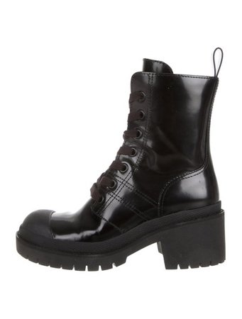 Marc Jacobs Leather Combat Boots - Shoes - MAR67192 | The RealReal