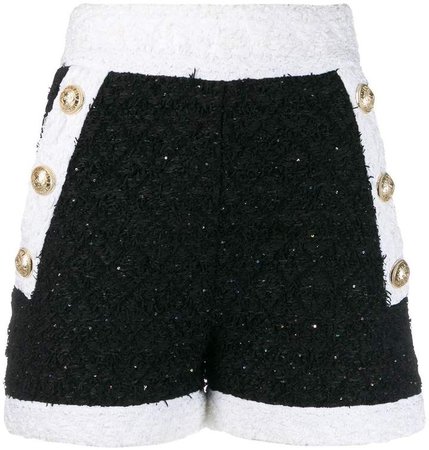 button detailed shorts