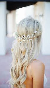 blonde hairstyle with daisies - Google Search