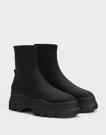 High-heel track-sole ankle boots - null - Bershka United Kingdom