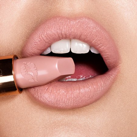 Kim K.w. - Hot Lips - Light Nude Lipstick | Charlotte Tilbury