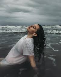 aesthetic girl in water photography - Google Search