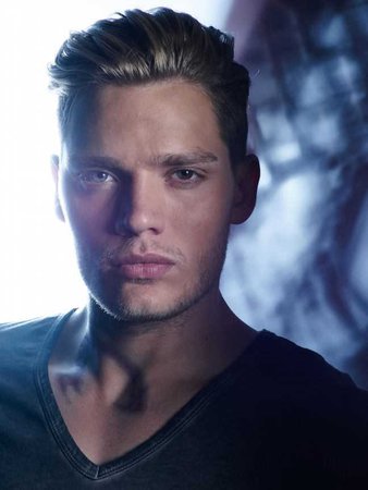 Category:Images of Jace Herondale | Shadowhunters on Freeform Wiki | FANDOM powered by Wikia