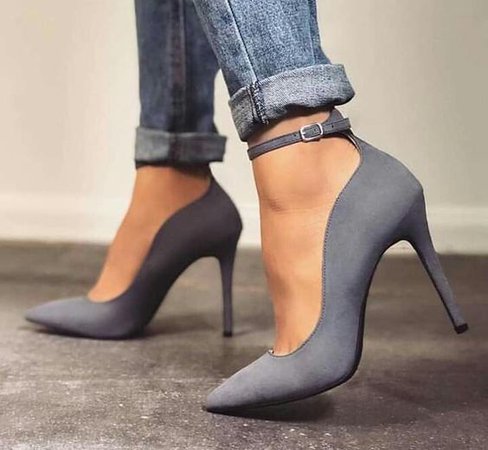 grey heel
