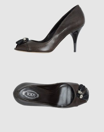 Pumps with open toe