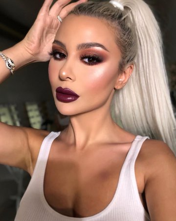 Vanity makeup on Instagram: “Are we feelin the dark lip and the whispy brows? Im trying to stay away from the nudes lol I filmed this for YouTube and It was supposed to…”