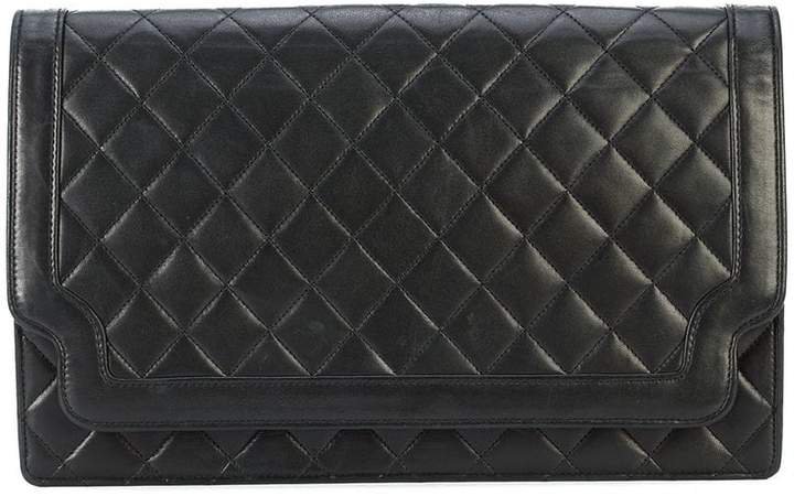 Pre-Owned quilted flap clutch