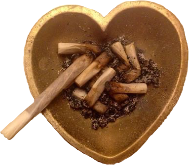 heart ashtray
