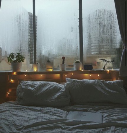 comfy bed aesthetic